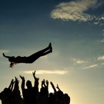 Team Building Training untuk Karyawan, Pemborosan atau Investasi?